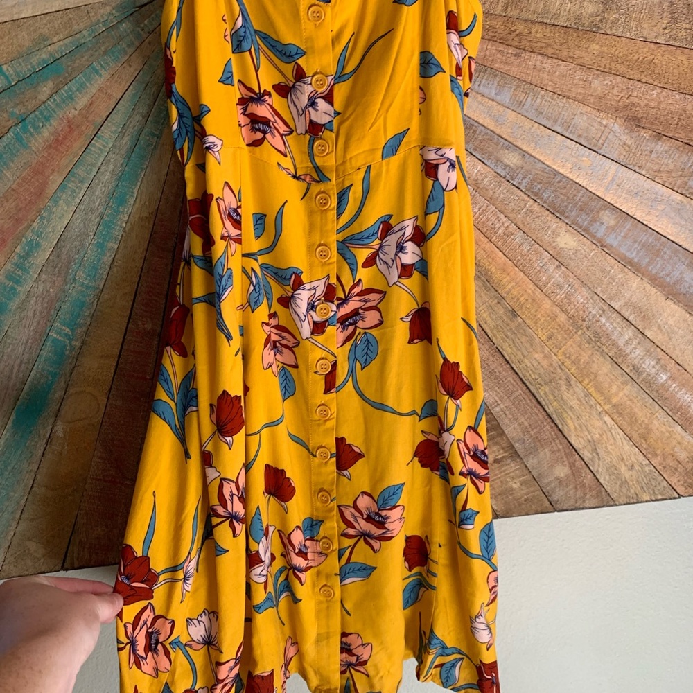 Yellow floral sundress - Picture 1 of 6